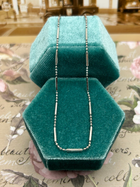 10K white gold station chain - 17"