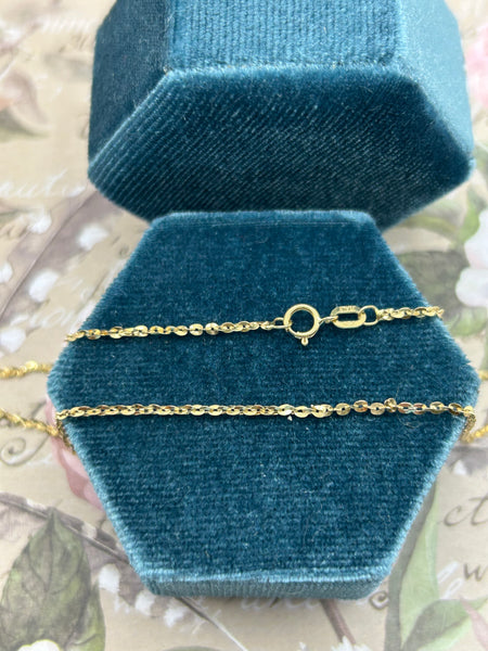 18K yellow gold diamond cut twist chain - 17.5"