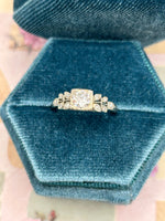 18K white gold 0.50  ctw diamond ring - vintage