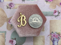 10K initial B pendant