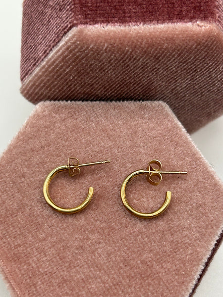 14K petite hoops